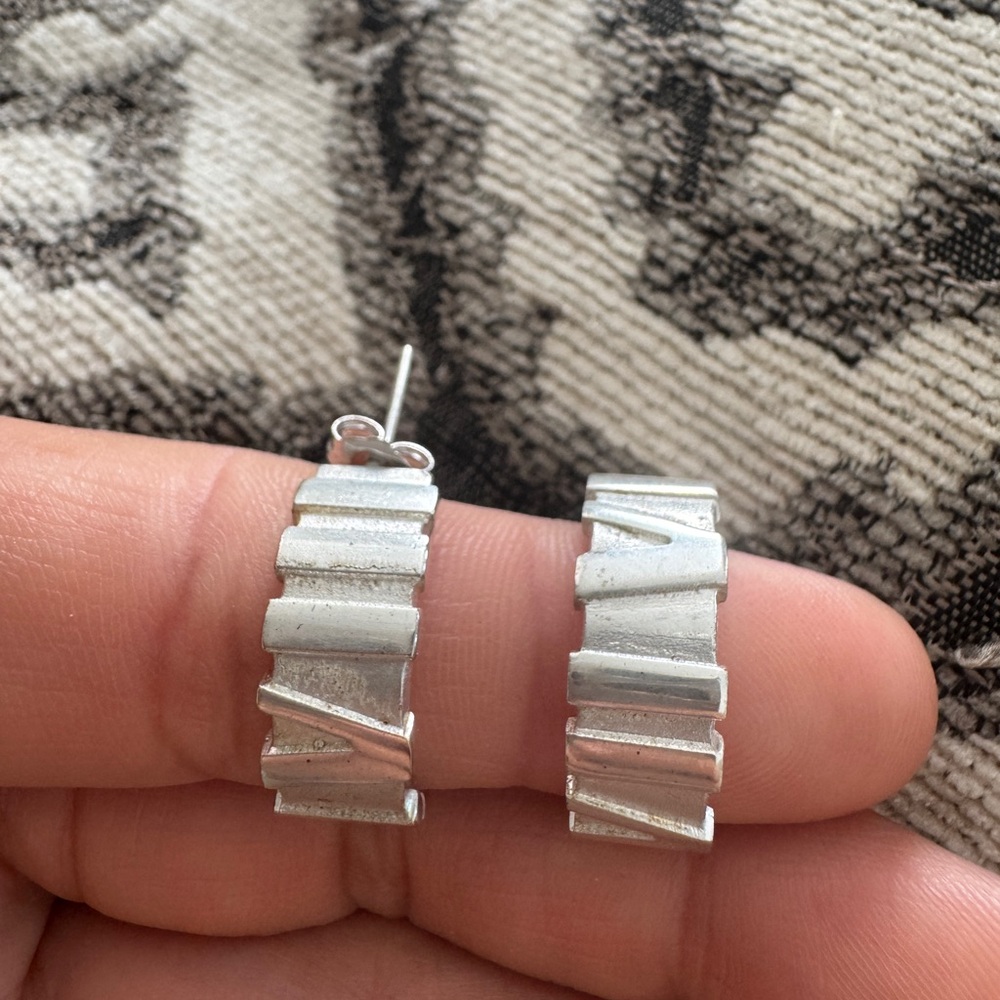 Tiffany Atlas Hoop Earrings 2004 Tiffany SV925 Silver 925